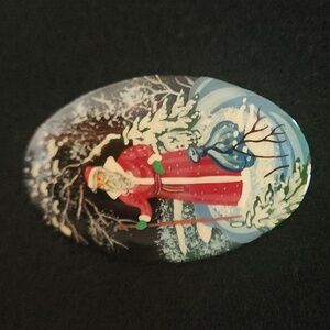 Vintage Christmas 80's Russian Lacquer Hand Painted Paper Mache Pin